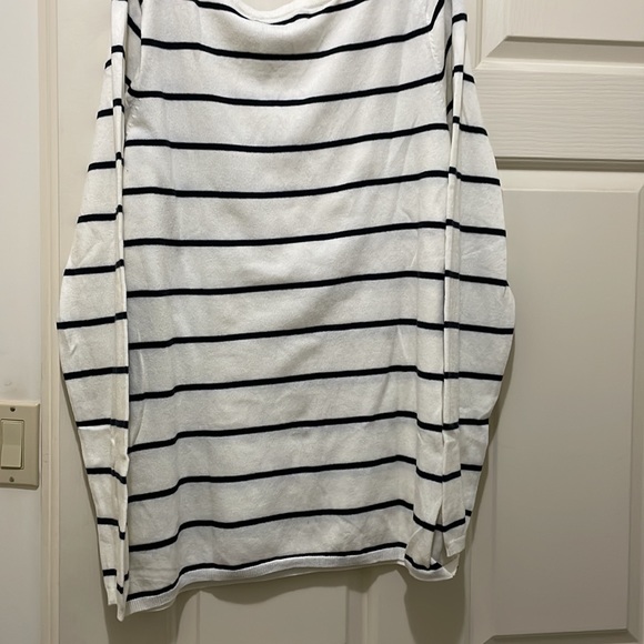 Banana Republic long sleeve striped sweater (sz l) - Picture 9 of 10